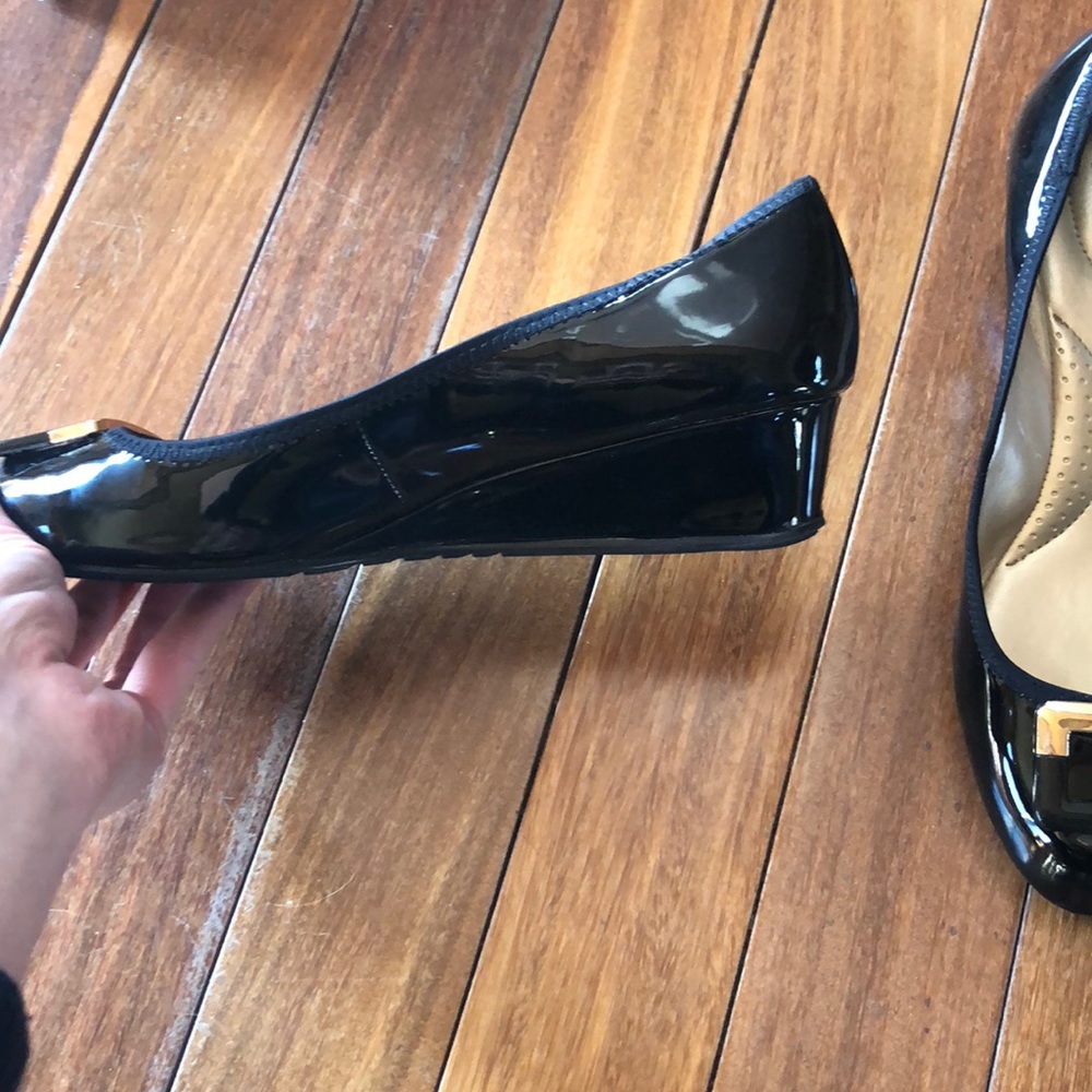 Bandolino black wedge flats - Picture 2 of 5